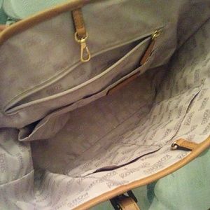 Michael Kors purse
